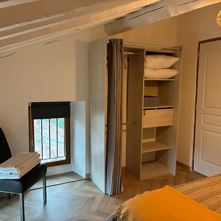 아파트 Sainte Lucie De Tallano,2 Personnes Au Centre Du Village Santa-Lucia-di-Tallano